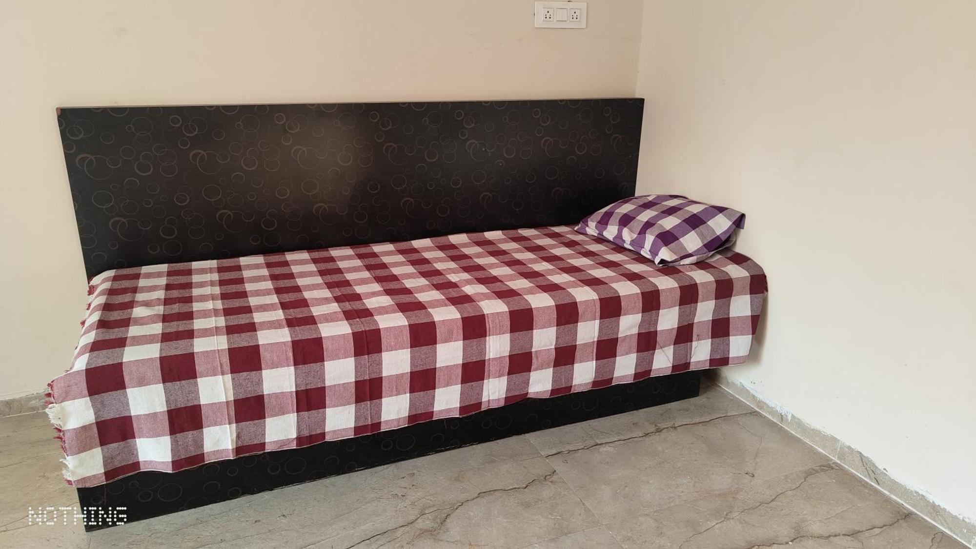 Aadishkti Bhakt Nivas Hotel Tuljapur Quarto foto